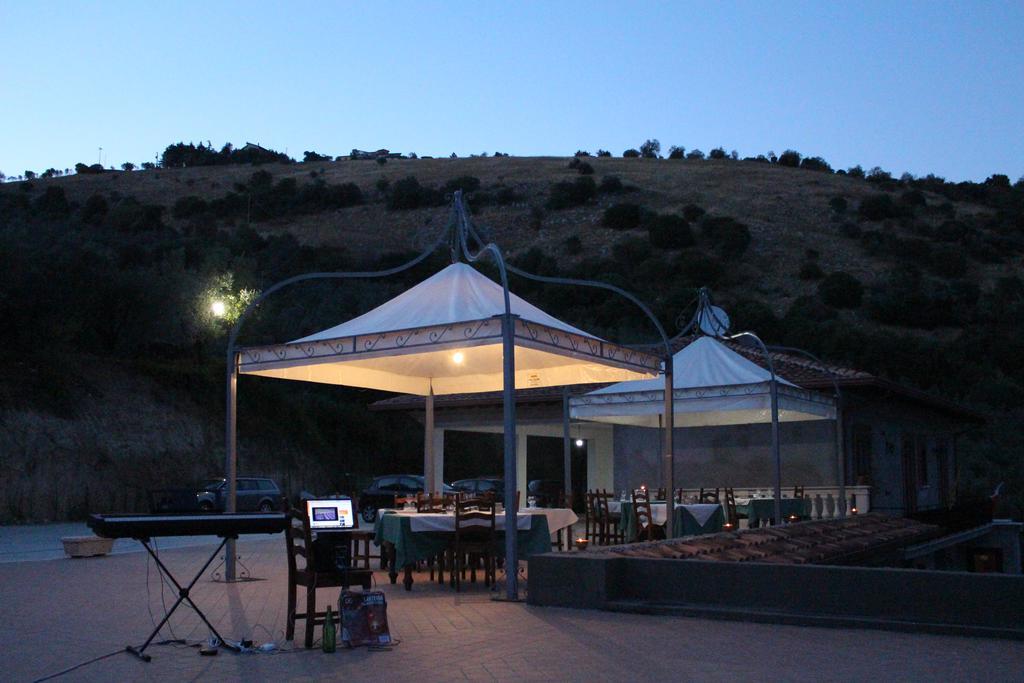 Agriturismo Torre Ercolana Анани Екстериор снимка